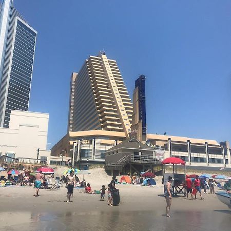 2Br Condo On The Boardwalk With 3 Baths Cozysuites Атлантик Сити Экстерьер фото